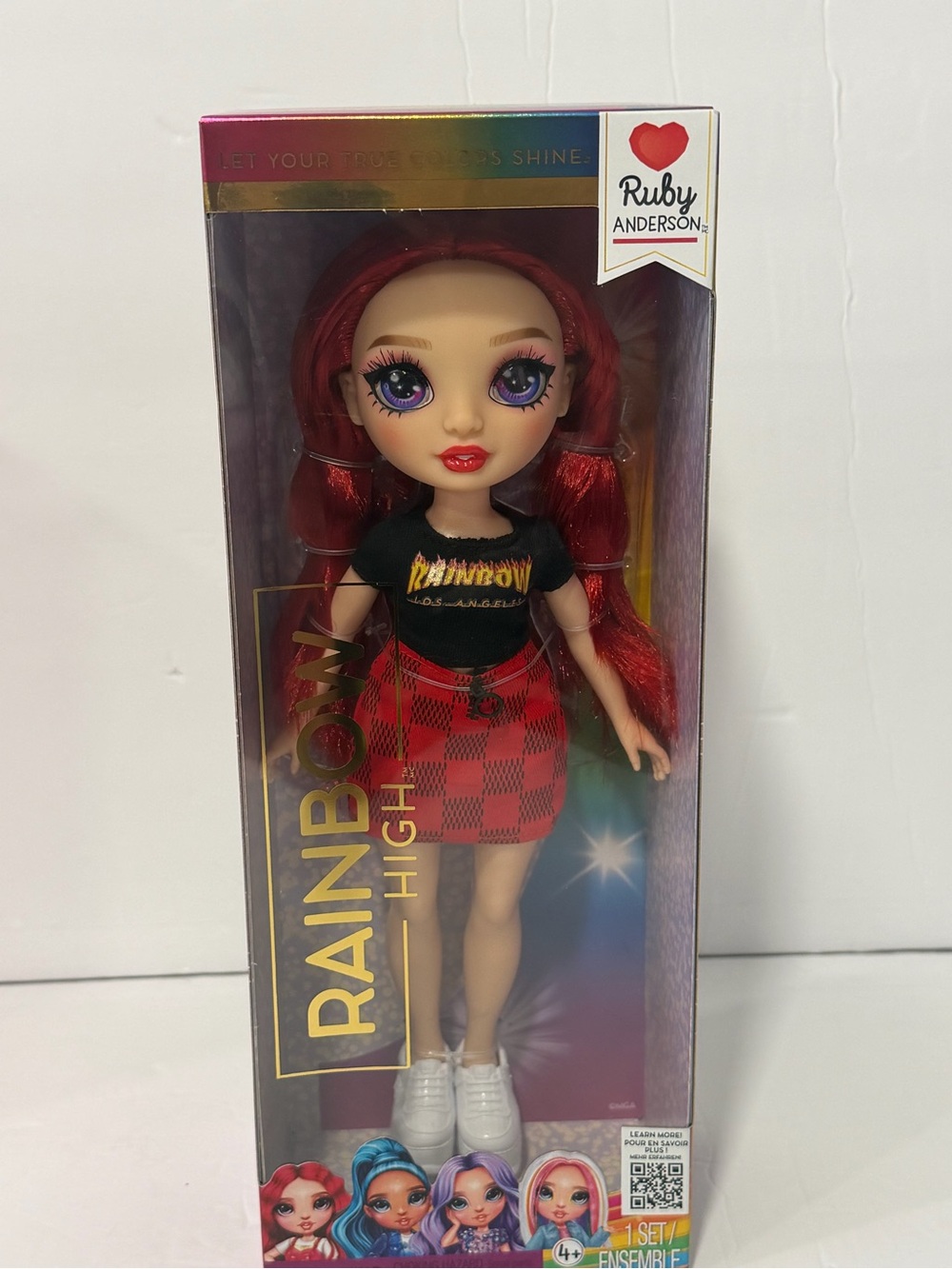 Rainbow High Ruby Anderson Let your true color shine, New in box